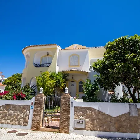 Albuera Вілла *